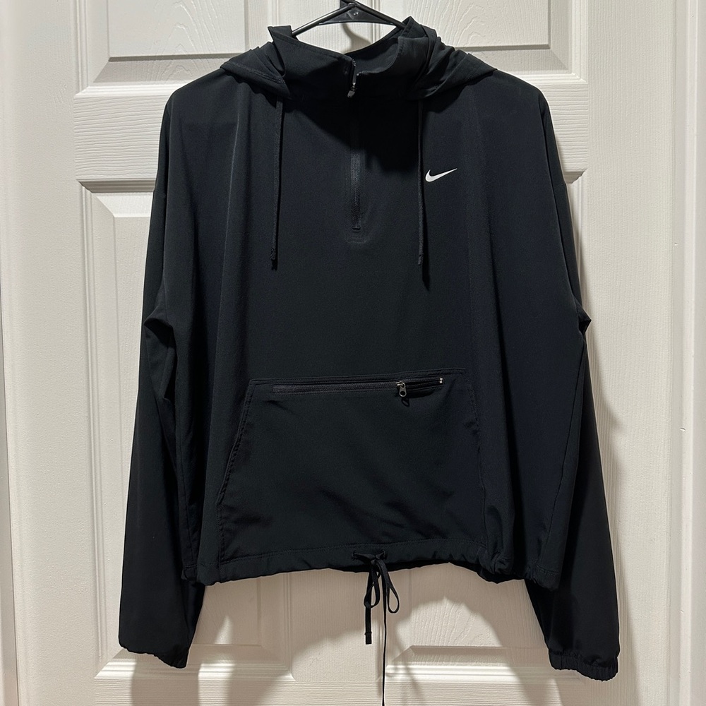 Nike Dri Fit Cropped Drawstring Hoodie